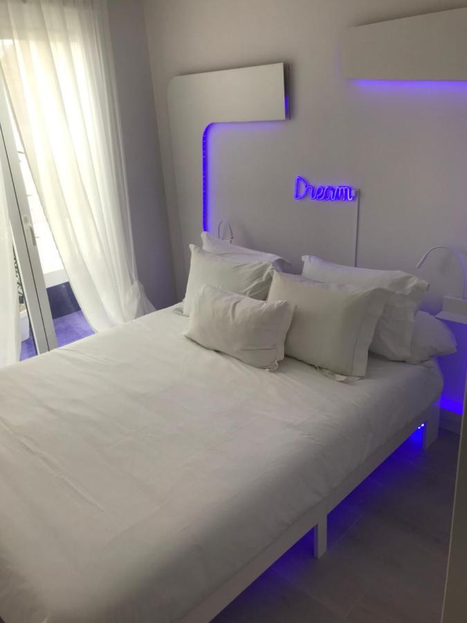 Suite Vitbanus Marbella Buitenkant foto