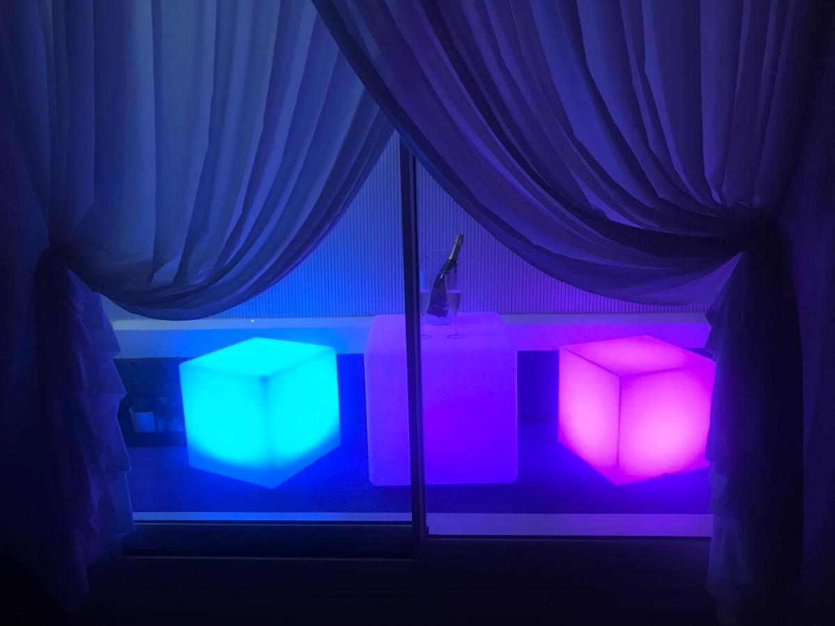 Suite Vitbanus Marbella Buitenkant foto